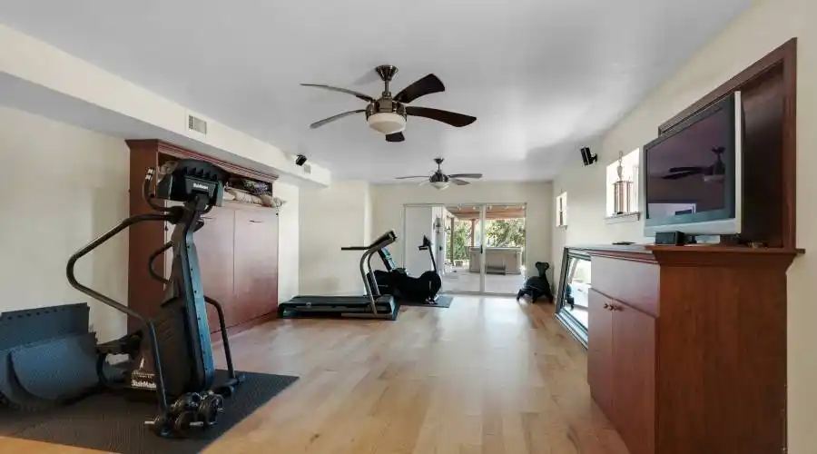 69 Poquito Rd,Shalimar,Florida 32569,United States,4 Bedrooms Bedrooms,12 Rooms Rooms,5 BathroomsBathrooms,Waterfront,Poquito,235071