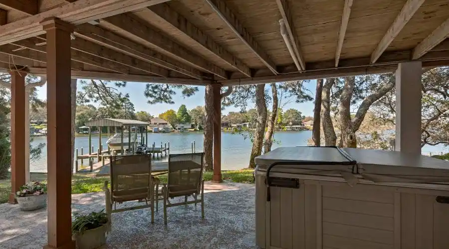 69 Poquito Rd,Shalimar,Florida 32569,United States,4 Bedrooms Bedrooms,12 Rooms Rooms,5 BathroomsBathrooms,Waterfront,Poquito,235071