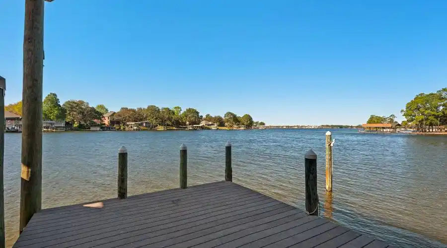 69 Poquito Rd,Shalimar,Florida 32569,United States,4 Bedrooms Bedrooms,12 Rooms Rooms,5 BathroomsBathrooms,Waterfront,Poquito,235071