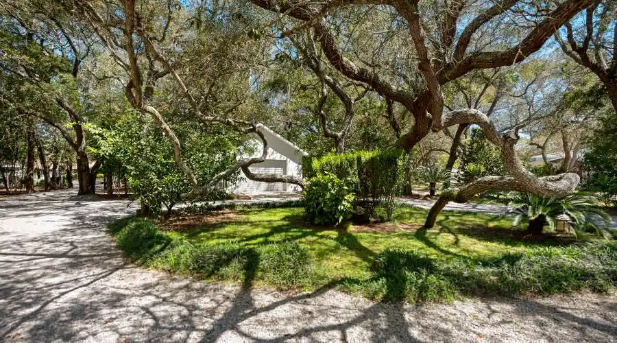 69 Poquito Rd,Shalimar,Florida 32569,United States,4 Bedrooms Bedrooms,12 Rooms Rooms,5 BathroomsBathrooms,Waterfront,Poquito,235071