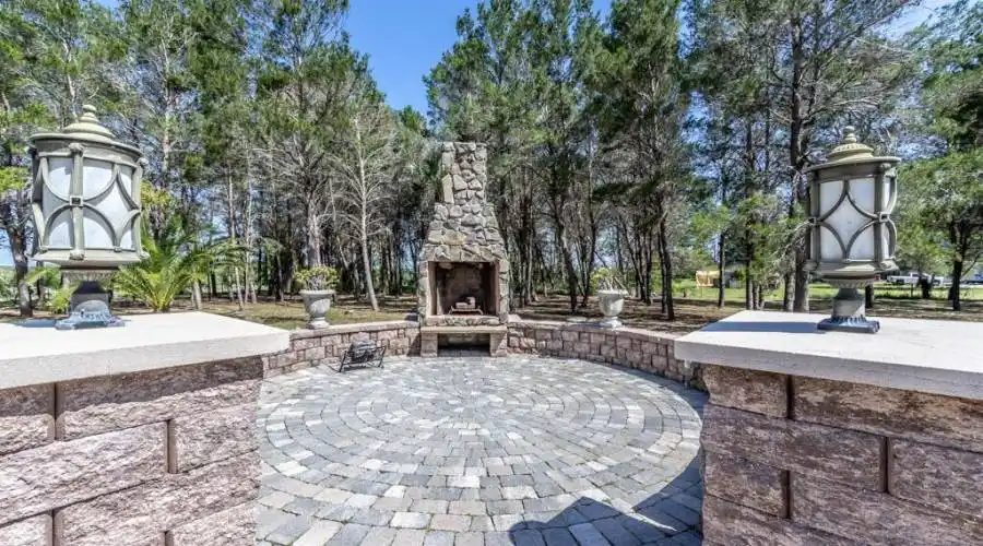 10724 High Crest Court,Howey-in-the-Hills,Florida 34737,United States,4 Bedrooms Bedrooms,2 BathroomsBathrooms,Residential,High Crest,235073