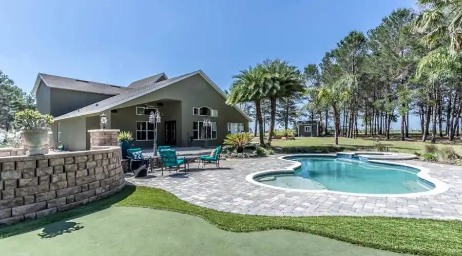 10724 High Crest Court,Howey-in-the-Hills,Florida 34737,United States,4 Bedrooms Bedrooms,2 BathroomsBathrooms,Residential,High Crest,235073