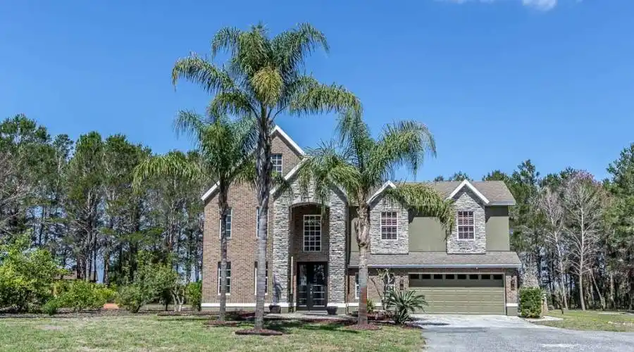 10724 High Crest Court,Howey-in-the-Hills,Florida 34737,United States,4 Bedrooms Bedrooms,2 BathroomsBathrooms,Residential,High Crest,235073
