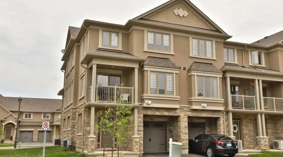 2363 Natasha Circle,Oakville,Canada,3 Bedrooms Bedrooms,8 Rooms Rooms,1 BathroomBathrooms,Residential,Natasha,235553