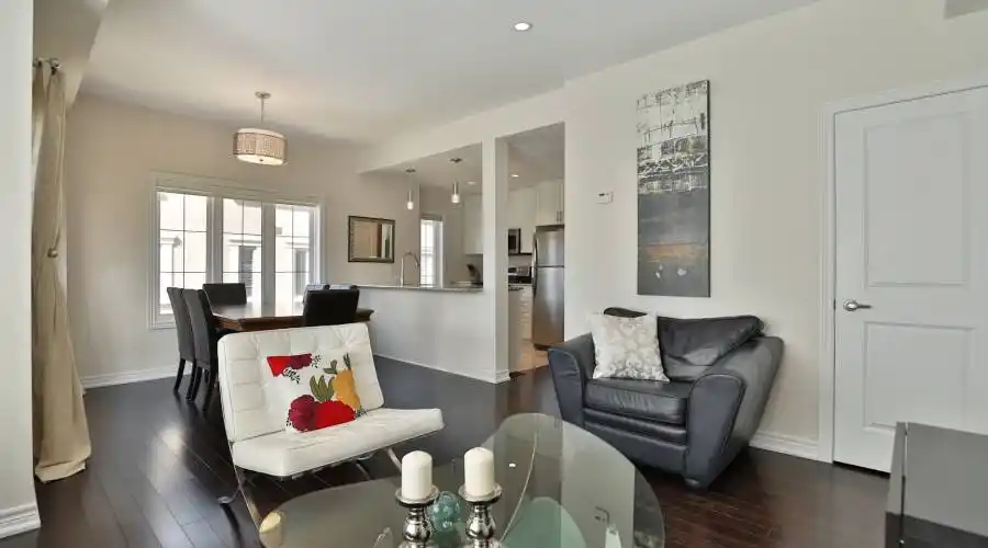 2363 Natasha Circle,Oakville,Canada,3 Bedrooms Bedrooms,8 Rooms Rooms,1 BathroomBathrooms,Residential,Natasha,235553