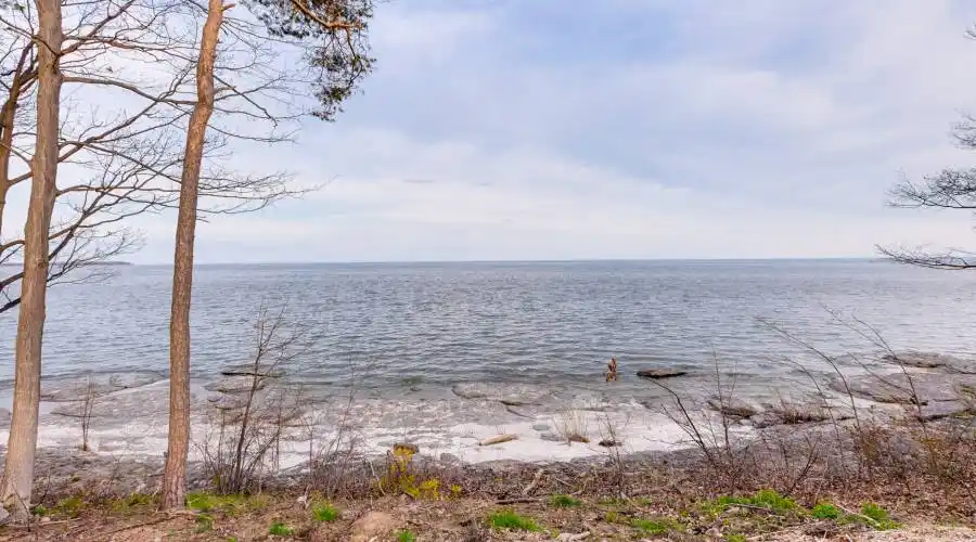 33 Greens Line,DUNNVILLE,Canada,5 Bedrooms Bedrooms,9 Rooms Rooms,5 BathroomsBathrooms,Residential,Greens,235554