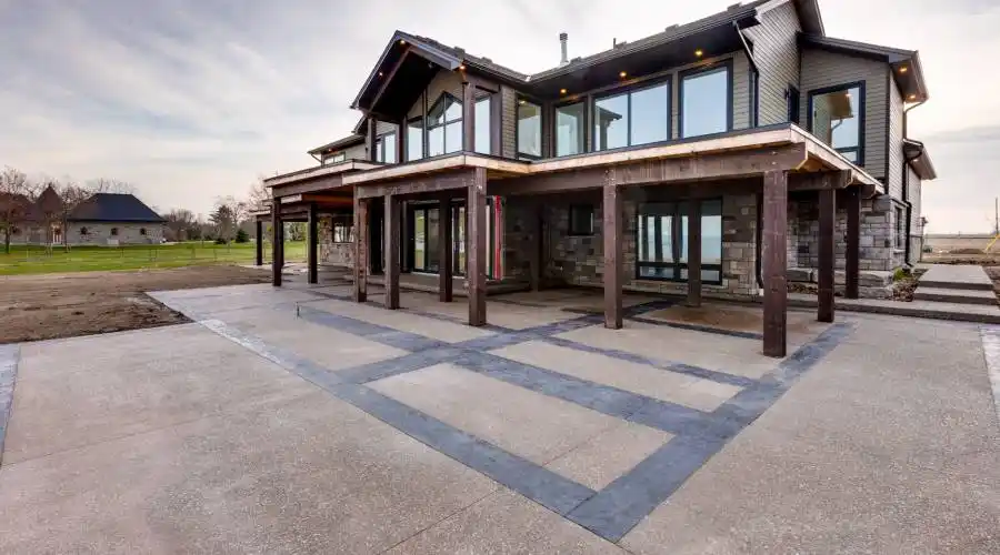 33 Greens Line,DUNNVILLE,Canada,5 Bedrooms Bedrooms,9 Rooms Rooms,5 BathroomsBathrooms,Residential,Greens,235554