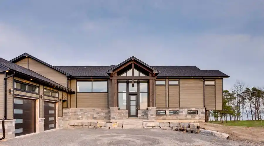 33 Greens Line,DUNNVILLE,Canada,5 Bedrooms Bedrooms,9 Rooms Rooms,5 BathroomsBathrooms,Residential,Greens,235554