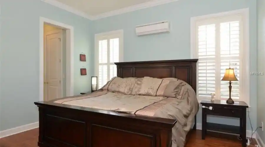 1st Floor Master Bedroom
