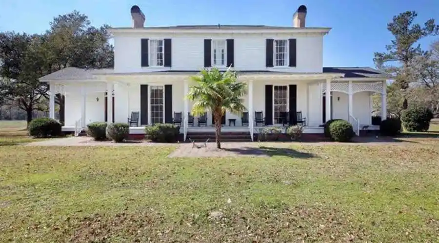 1 Holly Grove Rd,Georgetown,South Carolina 29440,United States,4 Bedrooms Bedrooms,3 BathroomsBathrooms,Residential,Holly Grove Rd,236242