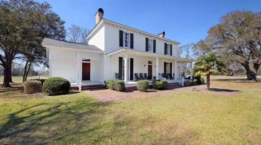 1 Holly Grove Rd,Georgetown,South Carolina 29440,United States,4 Bedrooms Bedrooms,3 BathroomsBathrooms,Residential,Holly Grove Rd,236242