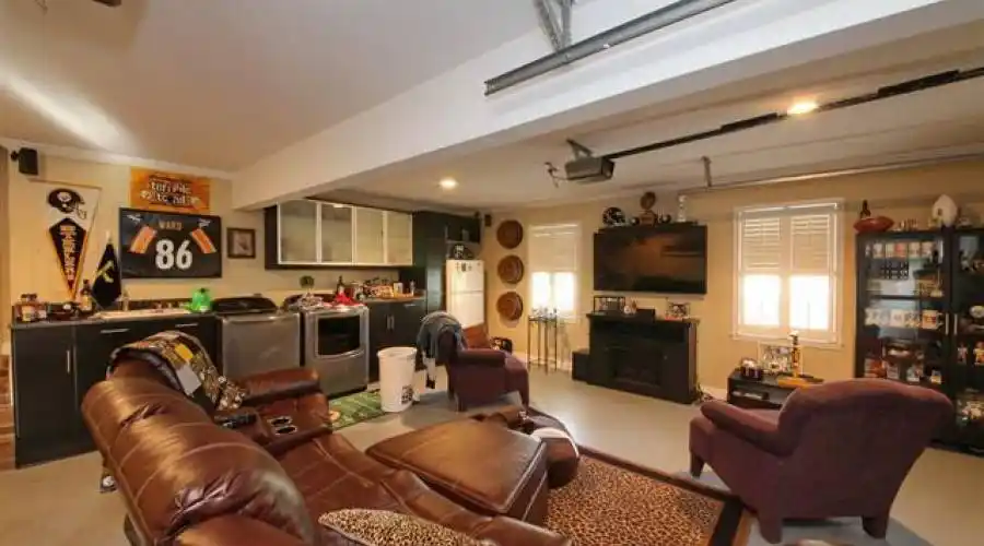 5703 Canterbury Ln,Myrtle Beach,South Carolina 29577,United States,4 Bedrooms Bedrooms,2 BathroomsBathrooms,Residential,Canterbury Ln,236245