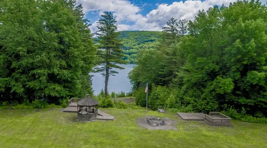 4 Folts rd,Corinth,New York,United States,3 Bedrooms Bedrooms,1 BathroomBathrooms,Waterfront,Folts,236247
