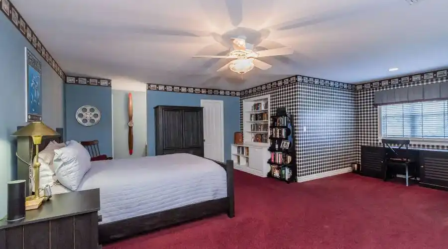 199 Hickory Ridge,Amsterdam,New York 12010,United States,4 Bedrooms Bedrooms,3 BathroomsBathrooms,Residential,Hickory Ridge,236249
