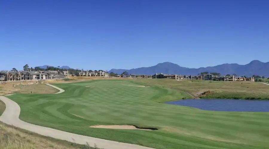 12th hole