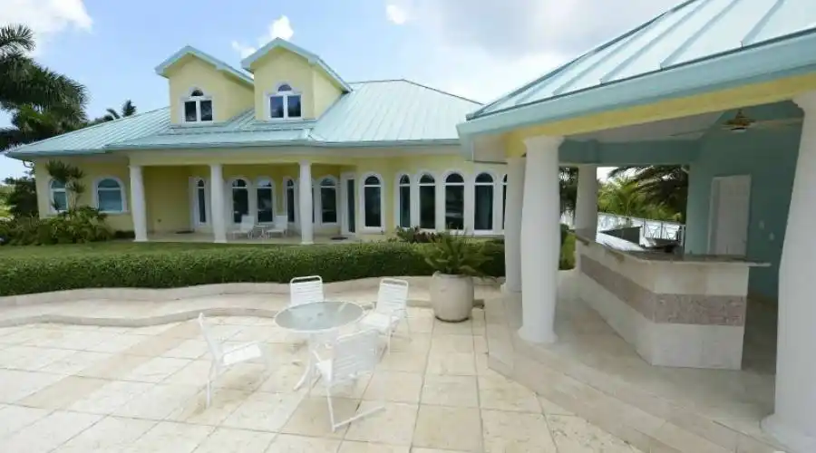 Mallard Drive,Grand Cayman,Cayman Islands,5 Bedrooms Bedrooms,5.5 BathroomsBathrooms,Residential,Mallard Drive,236256