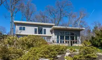 10 Oak Point Club,New Milford,Connecticut 06776,United States,4 Bedrooms Bedrooms,9 Rooms Rooms,3 BathroomsBathrooms,Residential,Oak Point Club,236261