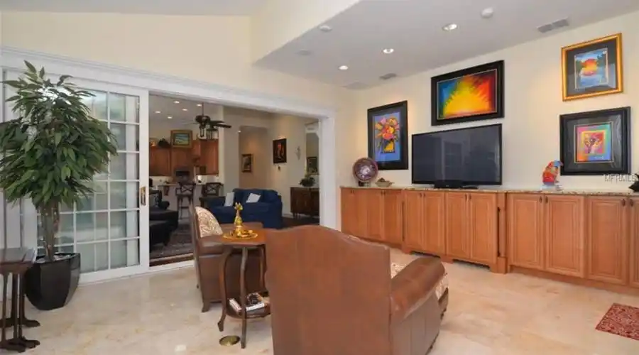 Great Additional Family Room
