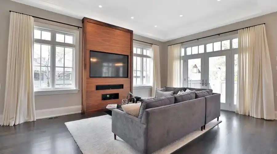 360 Sheddon Avenue,Oakville,L6J 3P2,Canada,3 Bedrooms Bedrooms,13 Rooms Rooms,3 BathroomsBathrooms,Residential,Sheddon,238468