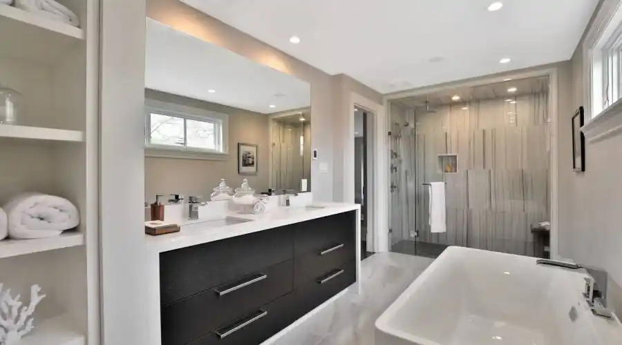 360 Sheddon Avenue,Oakville,L6J 3P2,Canada,3 Bedrooms Bedrooms,13 Rooms Rooms,3 BathroomsBathrooms,Residential,Sheddon,238468