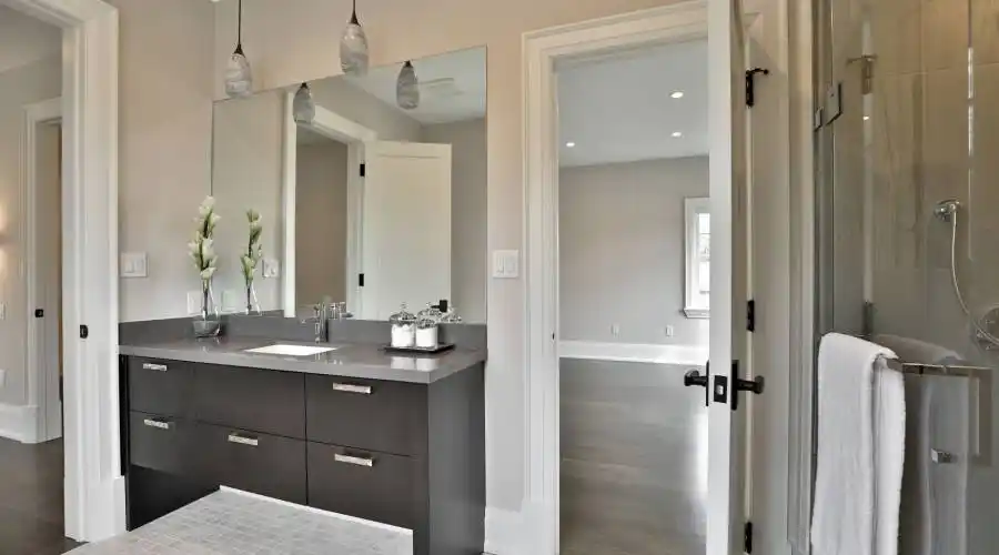 360 Sheddon Avenue,Oakville,L6J 3P2,Canada,3 Bedrooms Bedrooms,13 Rooms Rooms,3 BathroomsBathrooms,Residential,Sheddon,238468