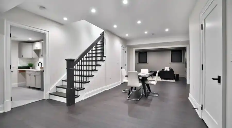 360 Sheddon Avenue,Oakville,L6J 3P2,Canada,3 Bedrooms Bedrooms,13 Rooms Rooms,3 BathroomsBathrooms,Residential,Sheddon,238468