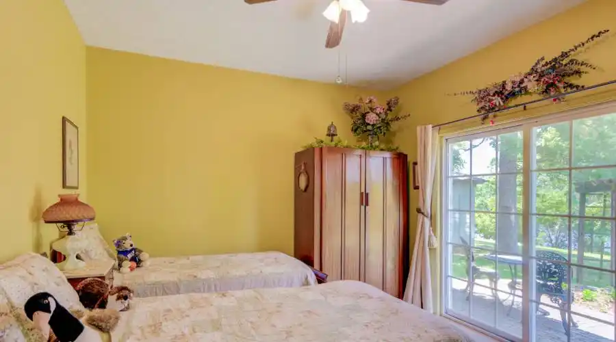 2255 Rose Pointe Lane,ATHENS,Texas 75752,United States,3 Bedrooms Bedrooms,10 Rooms Rooms,3 BathroomsBathrooms,Residential,Rose Pointe Lane,238478