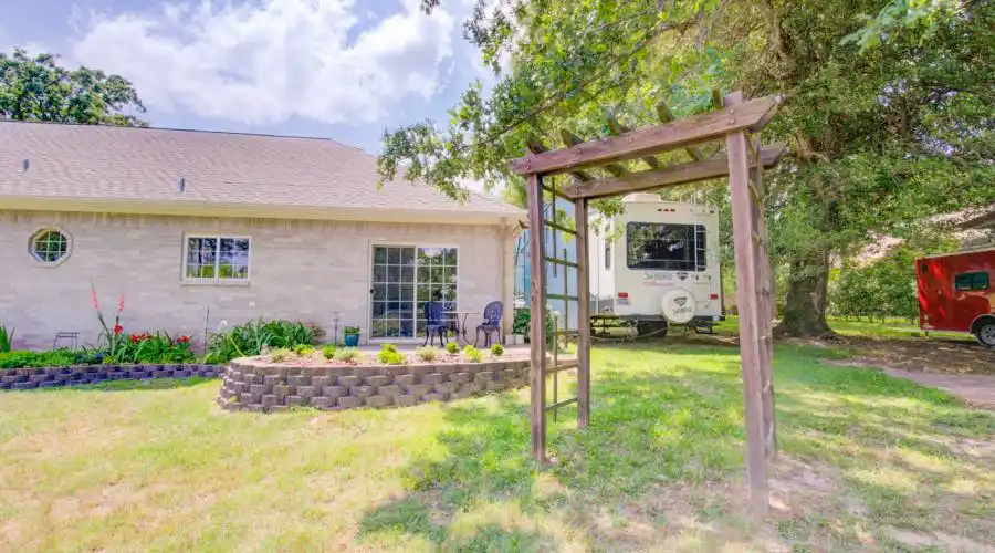 2255 Rose Pointe Lane,ATHENS,Texas 75752,United States,3 Bedrooms Bedrooms,10 Rooms Rooms,3 BathroomsBathrooms,Residential,Rose Pointe Lane,238478