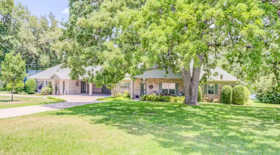 2255 Rose Pointe Lane,ATHENS,Texas 75752,United States,3 Bedrooms Bedrooms,10 Rooms Rooms,3 BathroomsBathrooms,Residential,Rose Pointe Lane,238478
