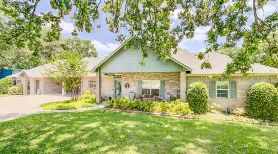 2255 Rose Pointe Lane,ATHENS,Texas 75752,United States,3 Bedrooms Bedrooms,10 Rooms Rooms,3 BathroomsBathrooms,Residential,Rose Pointe Lane,238478