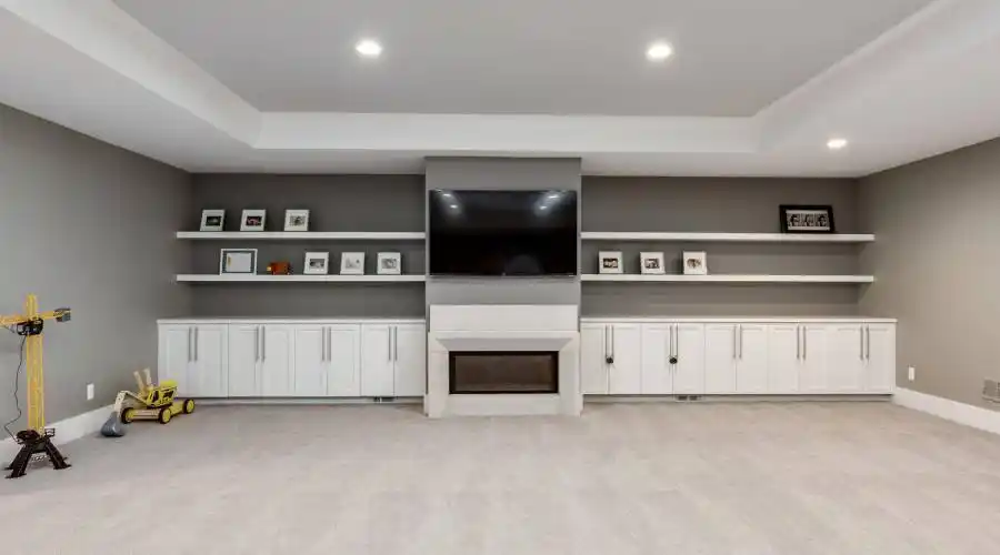 1389 Pilgrim Avenue,Birmingham,Michigan 48009,United States,5 Bedrooms Bedrooms,23 Rooms Rooms,6 BathroomsBathrooms,Residential,Pilgrim Avenue,241014