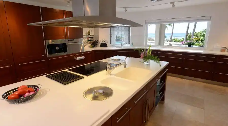 274 Old Prospect Road,Cayman Islands,6 Bedrooms Bedrooms,5 BathroomsBathrooms,Waterfront,Old Prospect Road,241699
