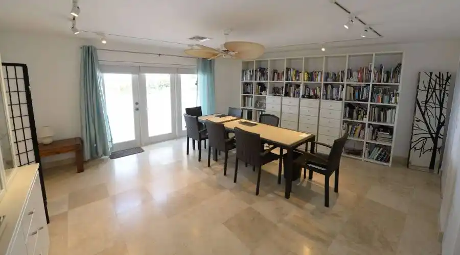 274 Old Prospect Road,Cayman Islands,6 Bedrooms Bedrooms,5 BathroomsBathrooms,Waterfront,Old Prospect Road,241699