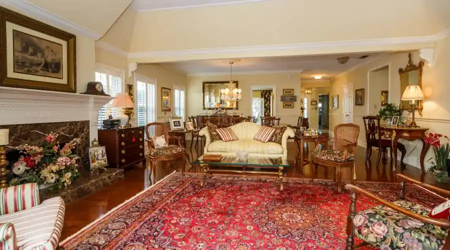 Living/Dining Room - Open floor plan 