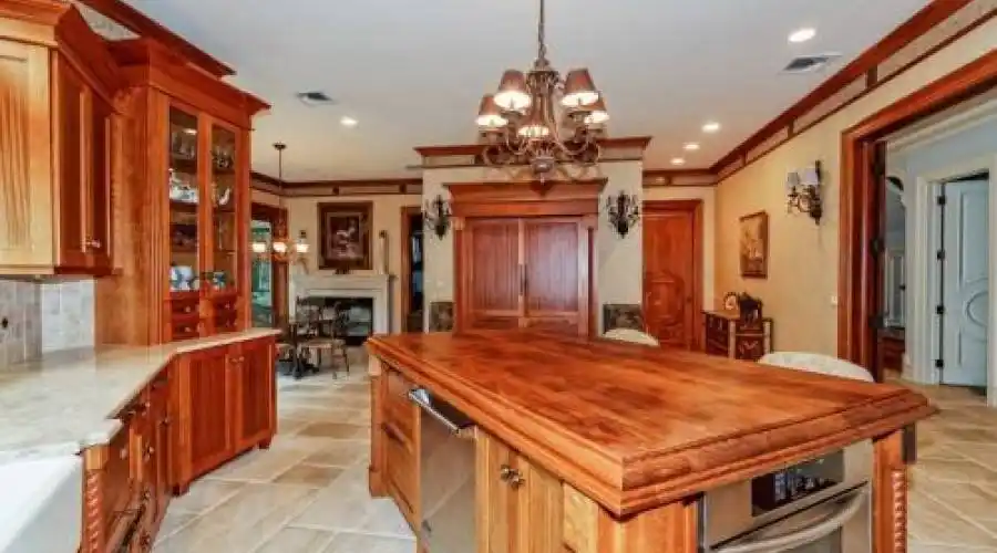 16 WILDLIFE RUN,BOONTON TOWNSHIP,New Jersey 07005,United States,6 Bedrooms Bedrooms,30 Rooms Rooms,11 BathroomsBathrooms,Residential,WILDLIFE RUN,243357