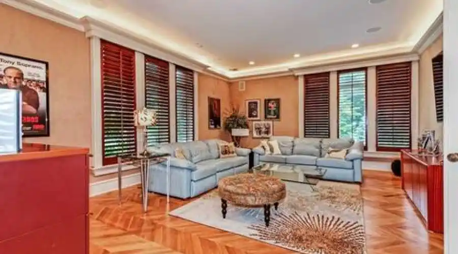 16 WILDLIFE RUN,BOONTON TOWNSHIP,New Jersey 07005,United States,6 Bedrooms Bedrooms,30 Rooms Rooms,11 BathroomsBathrooms,Residential,WILDLIFE RUN,243357