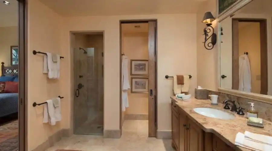 7406 N Secret Canyon Drive,Tucson,Arizona 85718,United States,4 Bedrooms Bedrooms,4 BathroomsBathrooms,Residential,N Secret Canyon Drive,246132