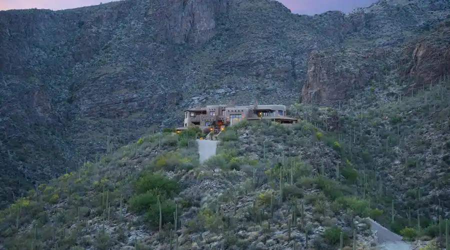 6799 N Rattlesnake Canyon Road,Tucson,Arizona 85750,United States,5 Bedrooms Bedrooms,7 BathroomsBathrooms,Residential,N Rattlesnake Canyon Road,246133