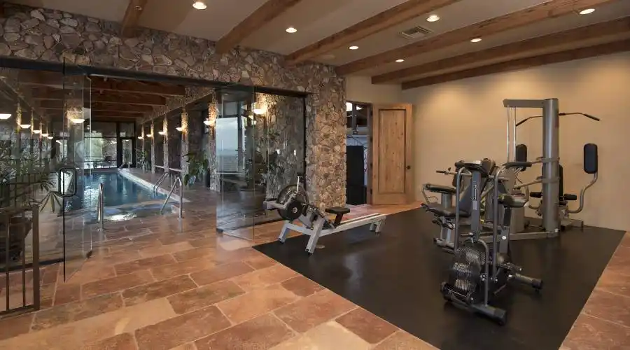 6799 N Rattlesnake Canyon Road,Tucson,Arizona 85750,United States,5 Bedrooms Bedrooms,7 BathroomsBathrooms,Residential,N Rattlesnake Canyon Road,246133