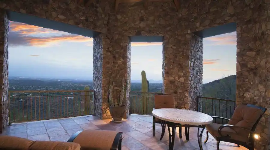 6799 N Rattlesnake Canyon Road,Tucson,Arizona 85750,United States,5 Bedrooms Bedrooms,7 BathroomsBathrooms,Residential,N Rattlesnake Canyon Road,246133