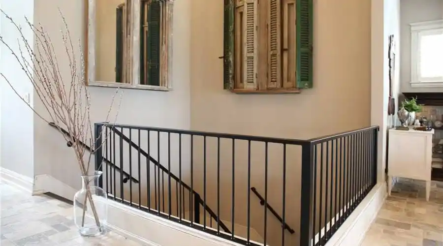 STAIRWAY 