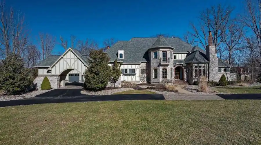 16 Grand Meridien,Chesterfield,Missouri 63005,United States,6 Bedrooms Bedrooms,7 BathroomsBathrooms,Residential,Grand Meridien,249330