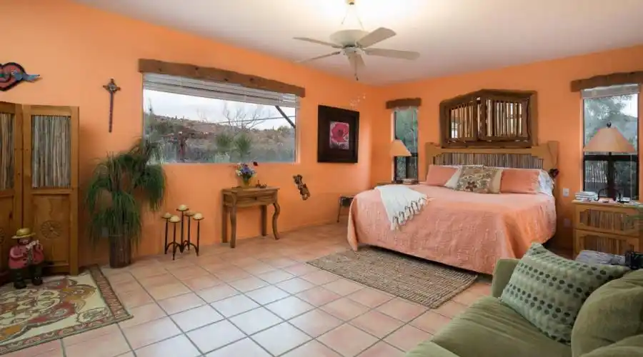 5264 W Sweetwater Drive,Tucson,Arizona 85745,United States,Residential,W Sweetwater Drive,249536