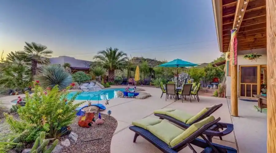 5264 W Sweetwater Drive,Tucson,Arizona 85745,United States,Residential,W Sweetwater Drive,249536