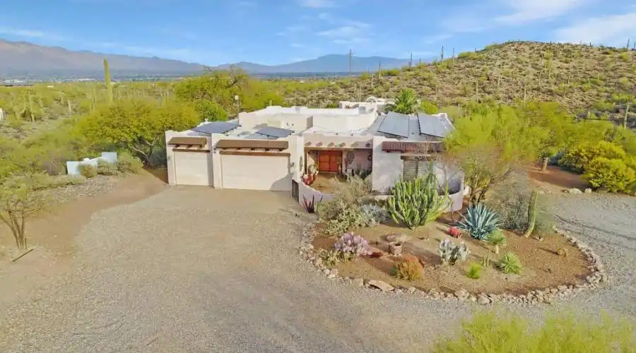 5264 W Sweetwater Drive,Tucson,Arizona 85745,United States,Residential,W Sweetwater Drive,249536