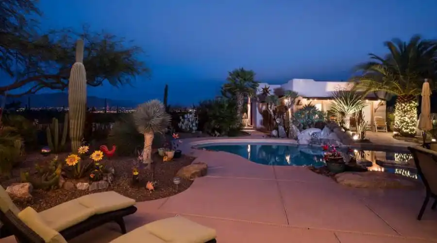 5264 W Sweetwater Drive,Tucson,Arizona 85745,United States,Residential,W Sweetwater Drive,249536