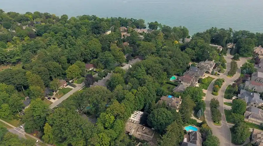306 Lakeshore Road West,Oakville,L6K 1G1,Canada,4 Bedrooms Bedrooms,16 Rooms Rooms,4 BathroomsBathrooms,Residential,Lakeshore Road West,250627