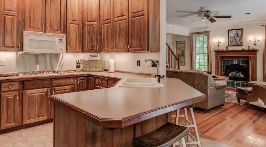 243 Poplar Lane,Pisgah Forest,North Carolina 28768,United States,4 Bedrooms Bedrooms,5 BathroomsBathrooms,Residential,Poplar ,3,252298