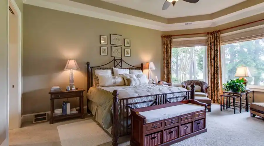 299 Farnsleigh Avenue,Bluffton,South Carolina 29910,United States,4 Bedrooms Bedrooms,4 Rooms Rooms,4 BathroomsBathrooms,Residential,Farnsleigh Avenue,254583