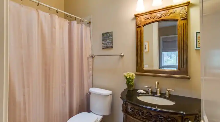 299 Farnsleigh Avenue,Bluffton,South Carolina 29910,United States,4 Bedrooms Bedrooms,4 Rooms Rooms,4 BathroomsBathrooms,Residential,Farnsleigh Avenue,254583